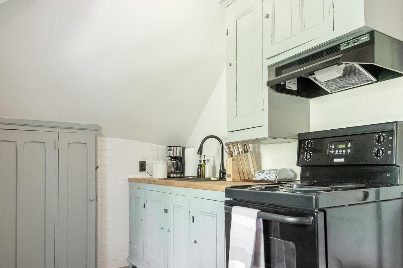 Bright Studio In Old With Rustic Feel Holiday home Quebec City