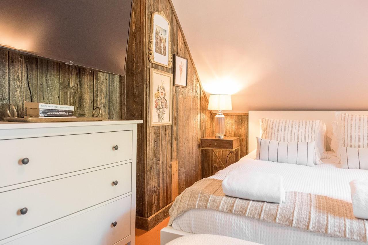 Bright Studio In Old With Rustic Feel Holiday home Quebec City